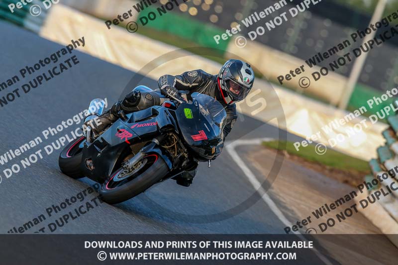 PJM Wedding Photography;enduro digital images;event digital images;eventdigitalimages;mallory park;mallory park photographs;mallory park trackday;mallory park trackday photographs;no limits trackdays;peter wileman photography;racing digital images;trackday digital images;trackday photos